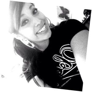 Meet your Posher, Lisa